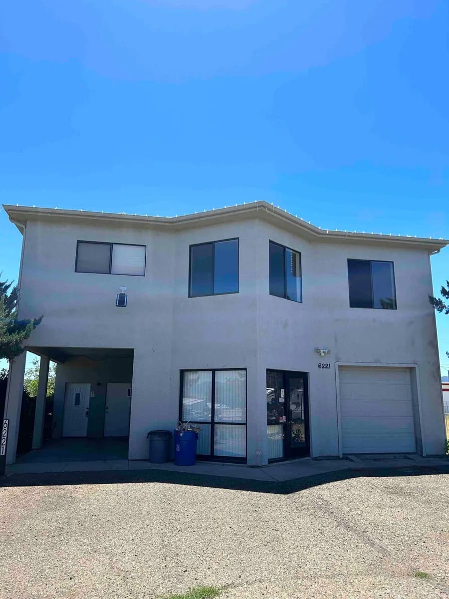 Commercial property owned and leased by TDH Investments